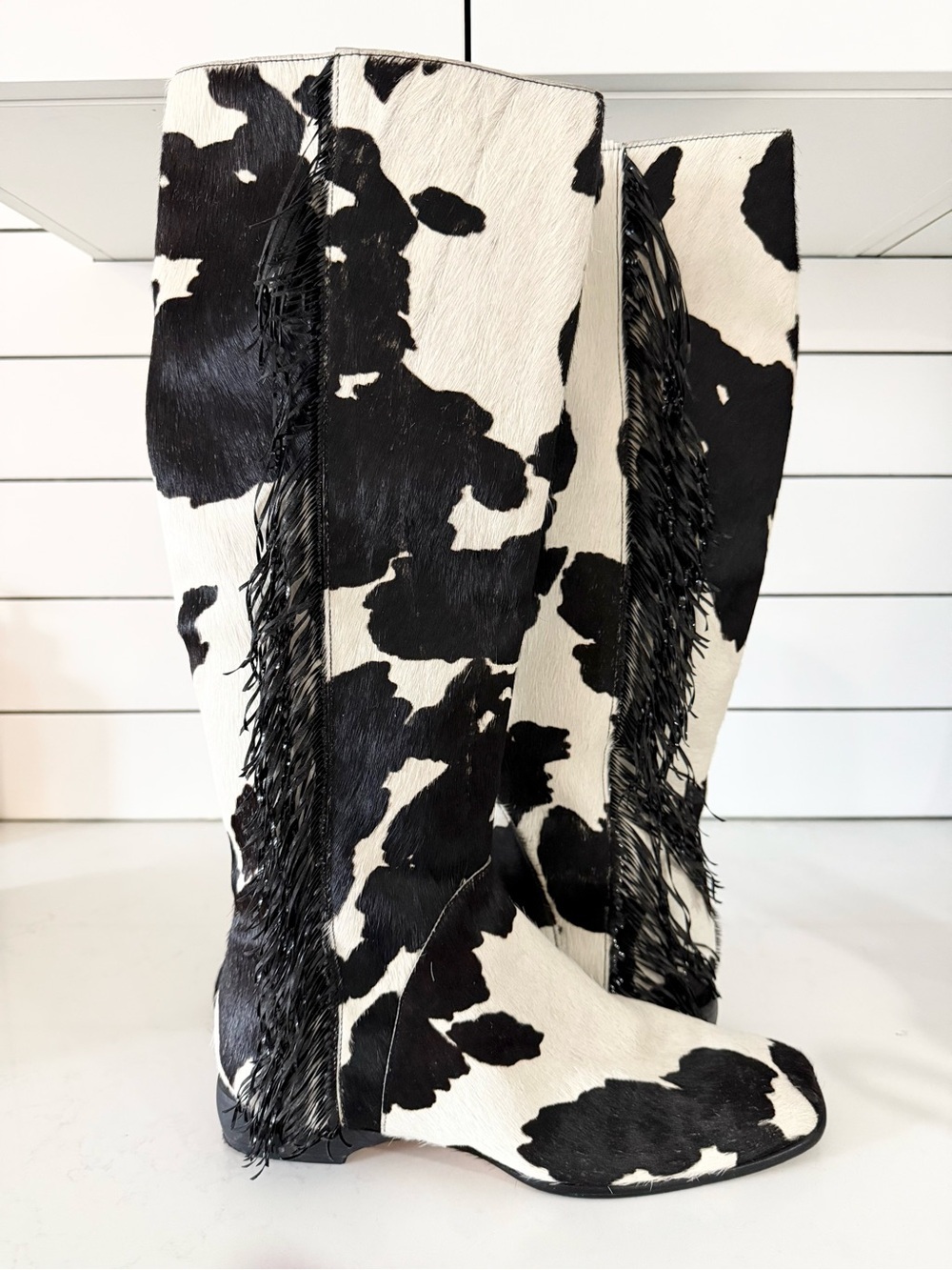 Vintage 90s Studio Delman Cow Print Calf Hair Fringe Tall Boots - US 8.5 *RARE* - Picture 9 of 11